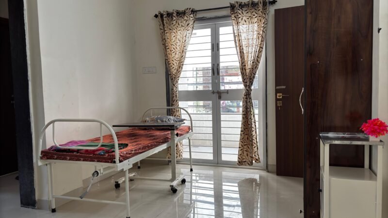 Old Age Home neat me