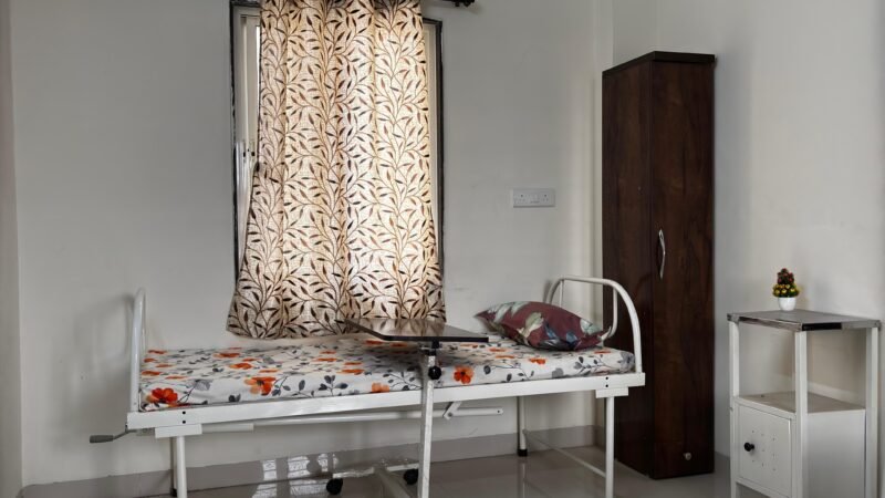 Old Age Home neat me